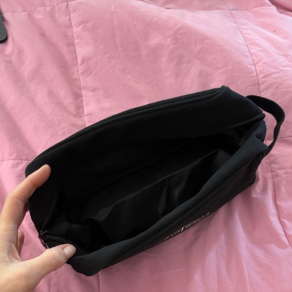 Fifth Wall Black Dop Kit Bag Toiletry VC Venture Capital - Picture 2 of 8